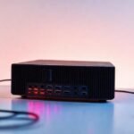 PC minimalista con diseño llamativo y colores